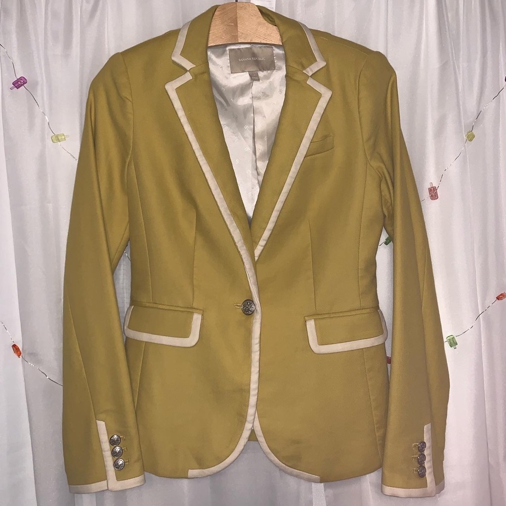 A Banana Republic blazer